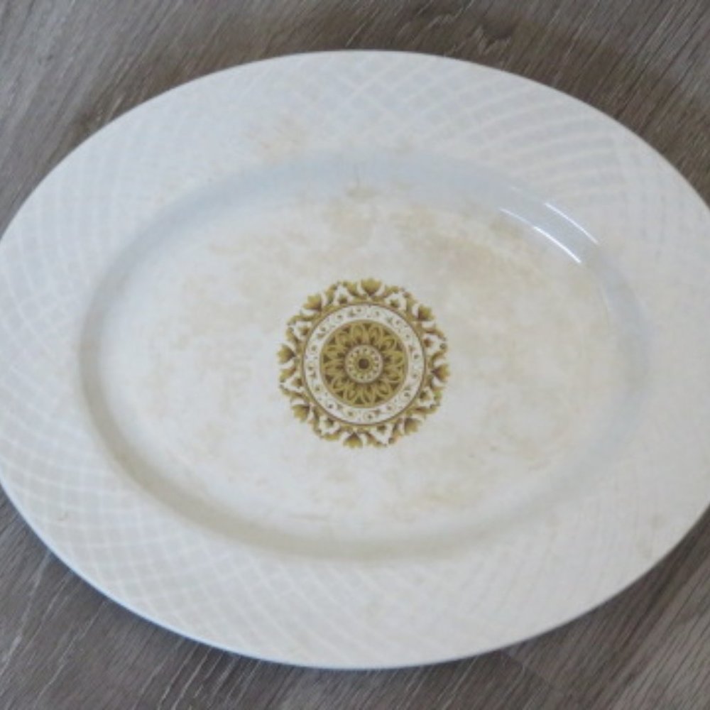 Gold Medallion Wedgwood PLATTER China Vintage 14" x 11" (K354)